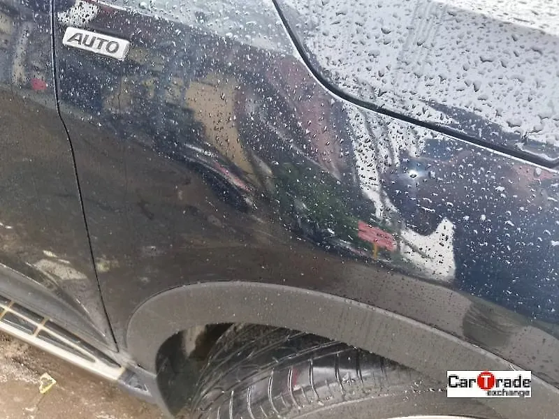 Scratches on the right fender