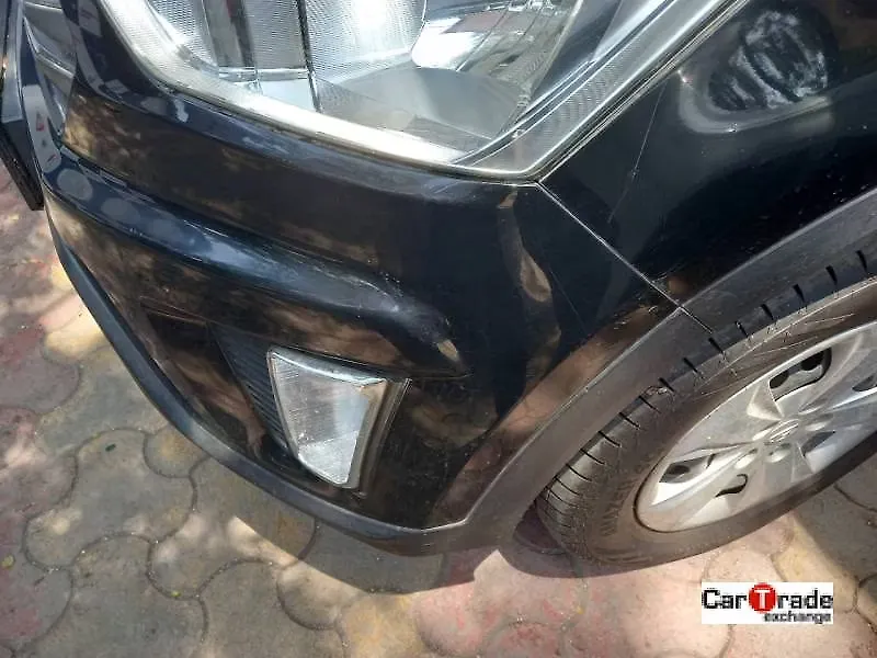 Scratches on the front bumper Scratches on the front bumper