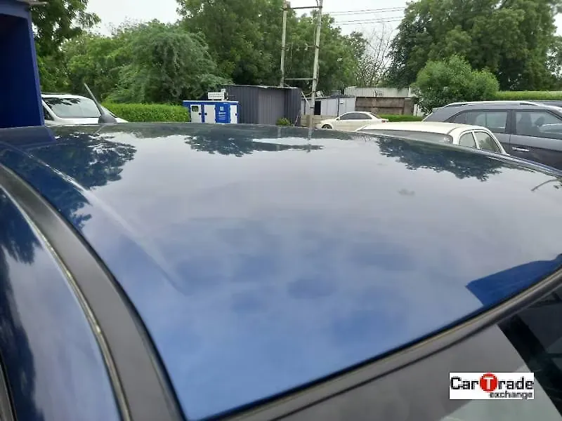 Minor Dents on the roof Minor Dents on the roof