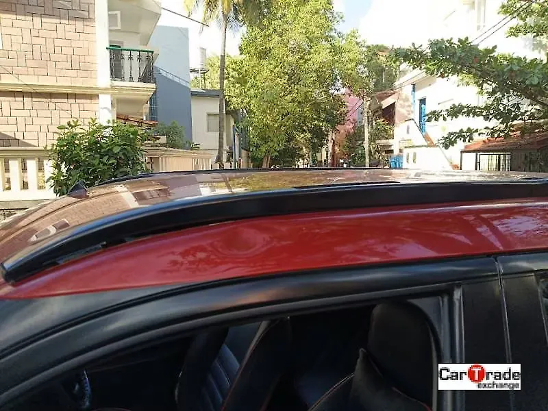 Dents on the left A pillar