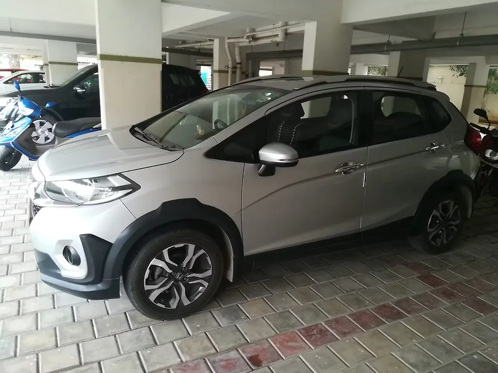 Used 19 Honda Wr V 17 Vx Mt Petrol For Sale At Rs 9 00 000 In Bangalore Cartrade