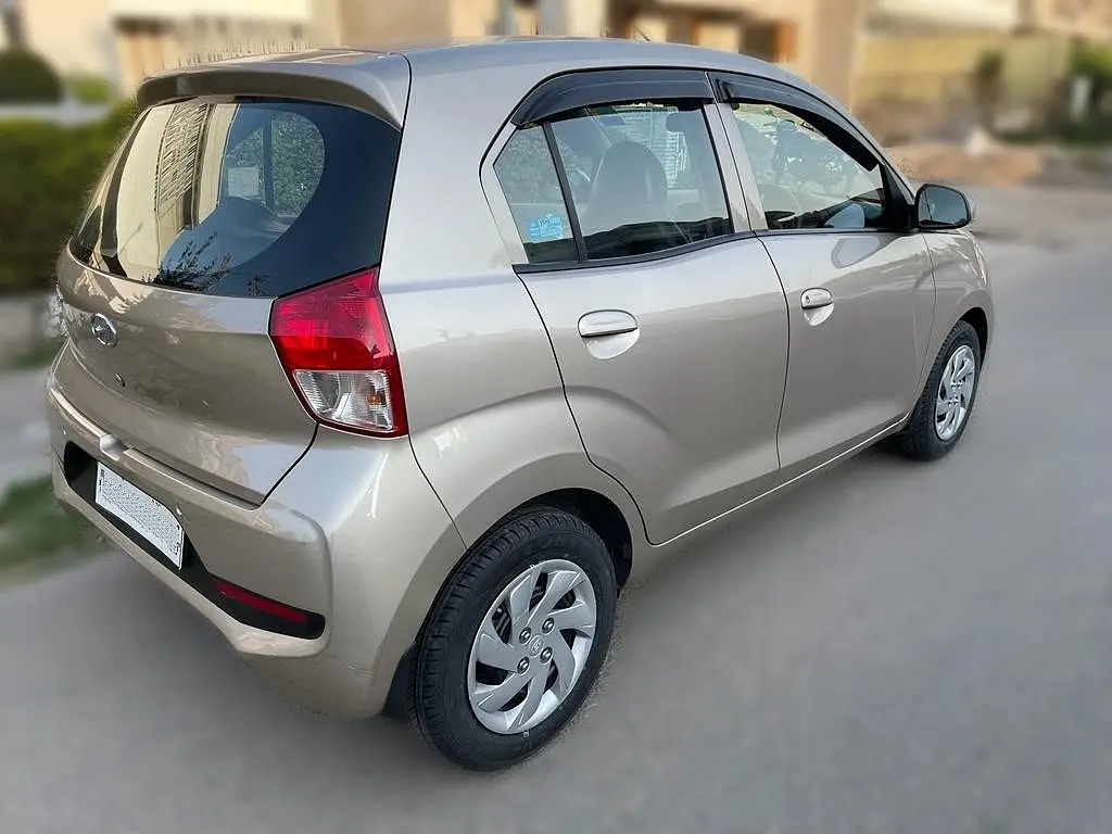 Second Hand Hyundai Santro Sportz in Kolkata