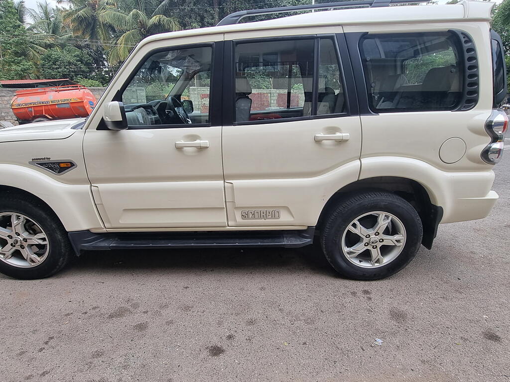 Used 2015 Mahindra Scorpio [2014-2017] S10 for sale in Bangalore at Rs ...