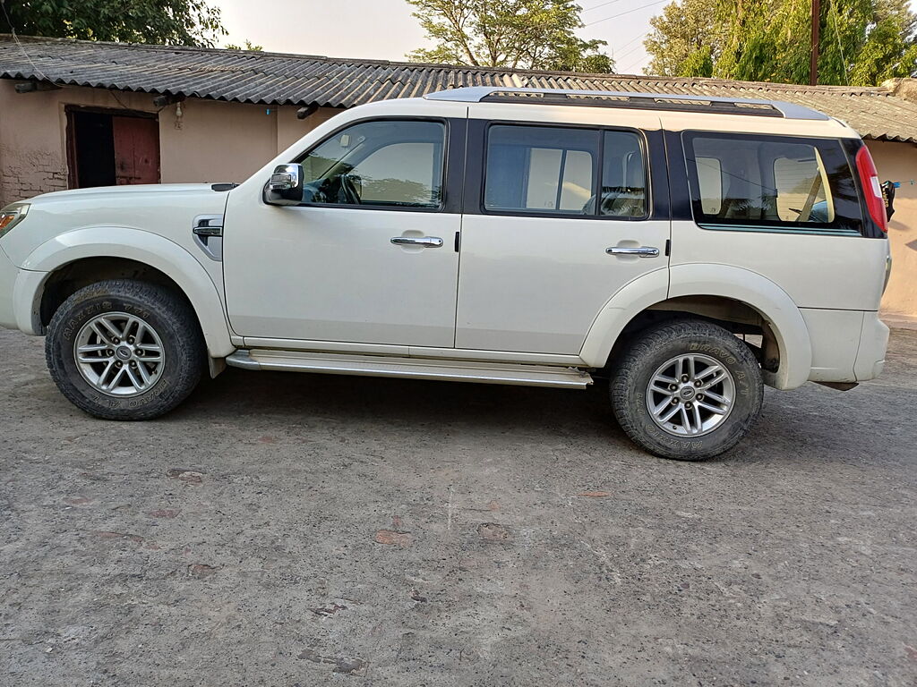 Used Ford Endeavour [2009-2014] 2.5L 4x2 in Udham Singh Nagar