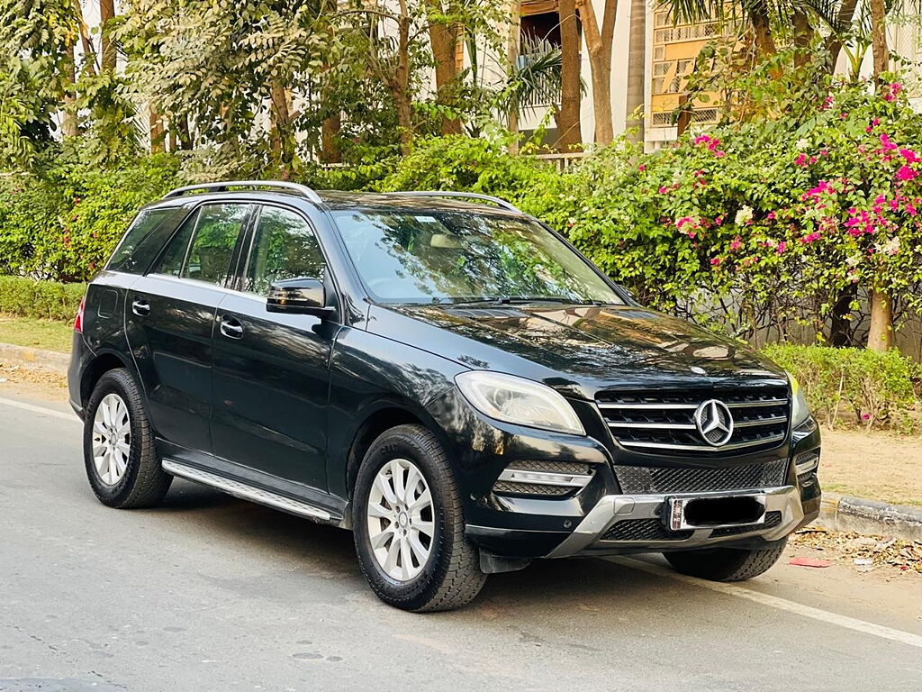 Used Mercedes-Benz M-Class ML 250 CDI in Ahmedabad