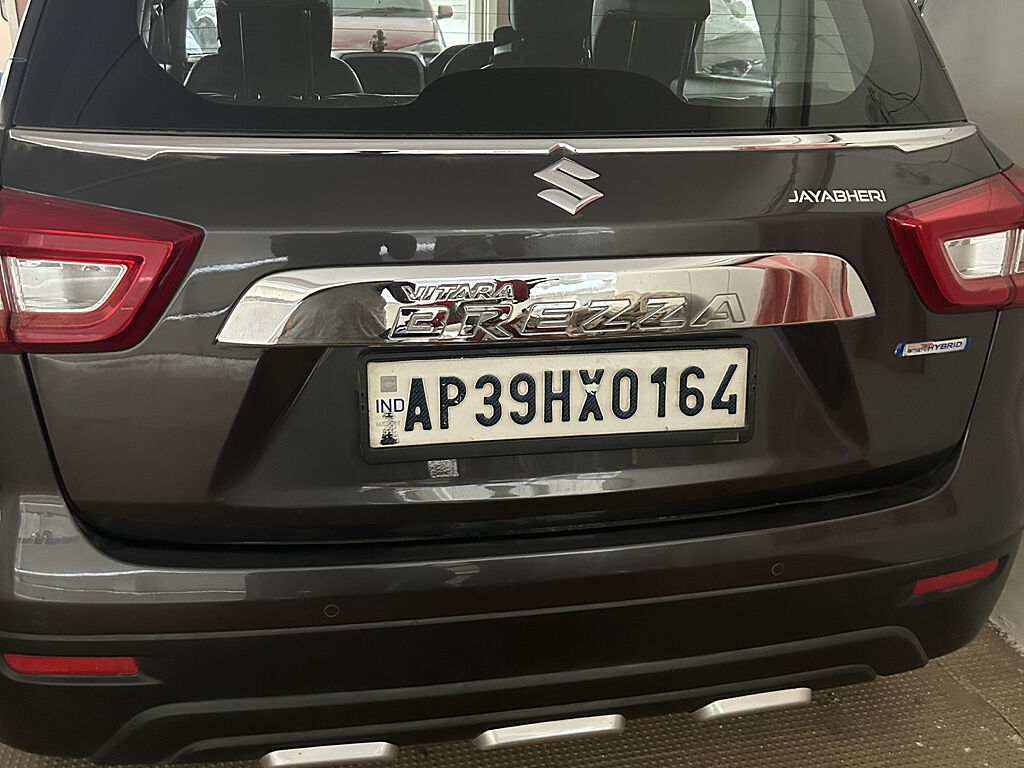 Used Maruti Suzuki Vitara Brezza [2020-2022] VXi AT SHVS in Hyderabad