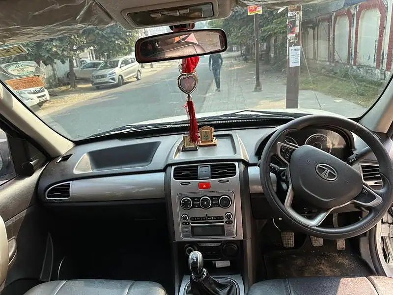 Second Hand Tata Safari Storme 2019 2.2 EX 4X2 in Lucknow