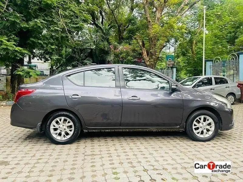 Second Hand Nissan Sunny XV Premium Pack (Leather) in Kolkata
