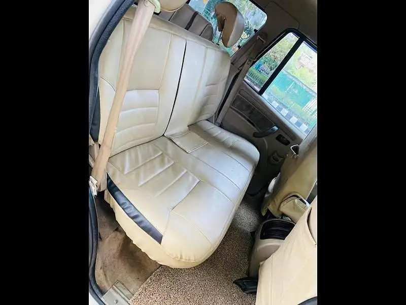 Second Hand Mahindra Scorpio [2009-2014] VLX 4WD Airbag AT BS-IV in Lucknow