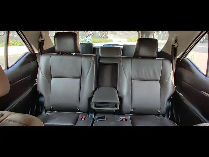 Second Hand Toyota Fortuner [2016-2021] 2.8 4x2 MT [2016-2020] in Lucknow