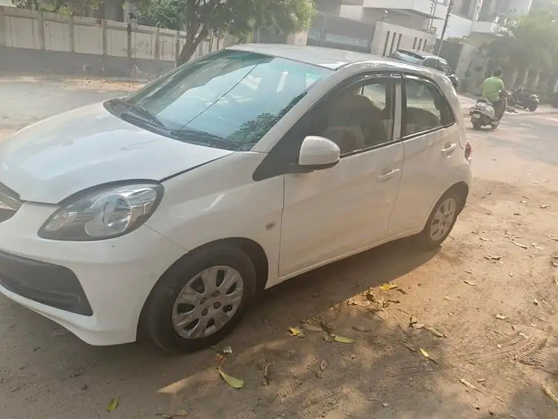 Second Hand Honda Brio [2013-2016] S MT in Agra