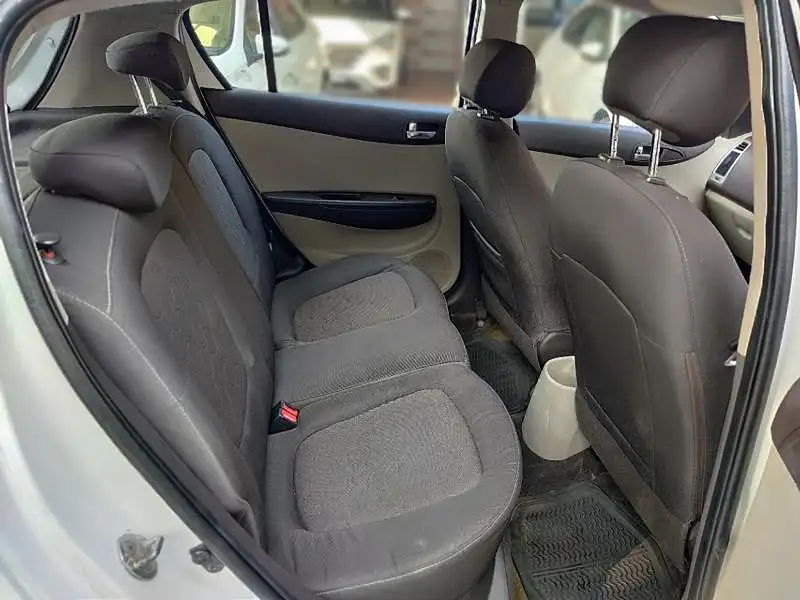 Second Hand Hyundai i20 [2010-2012] Sportz 1.4 CRDI in Mumbai
