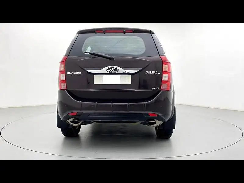 Second Hand Mahindra XUV500 [2015-2018] W10 Black Interiors [2017] in Kolkata