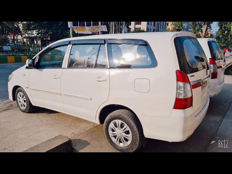 Second Hand Toyota Innova [2013-2014] 2.5 G 7 STR BS-IV in Mirzapur