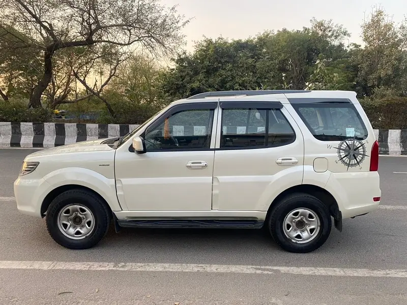 Second Hand Tata Safari Storme [2012-2015] 2.2 EX 4x2 in Delhi