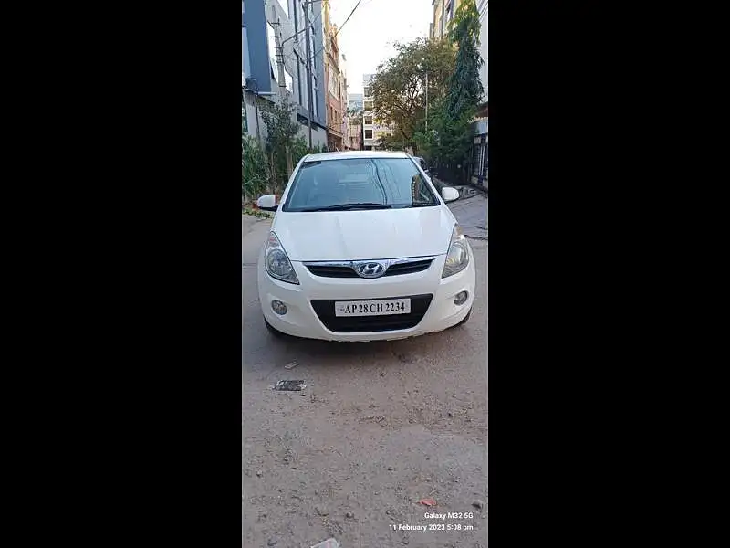 Used Hyundai i20 [2010-2012] Sportz 1.4 CRDI in Hyderabad
