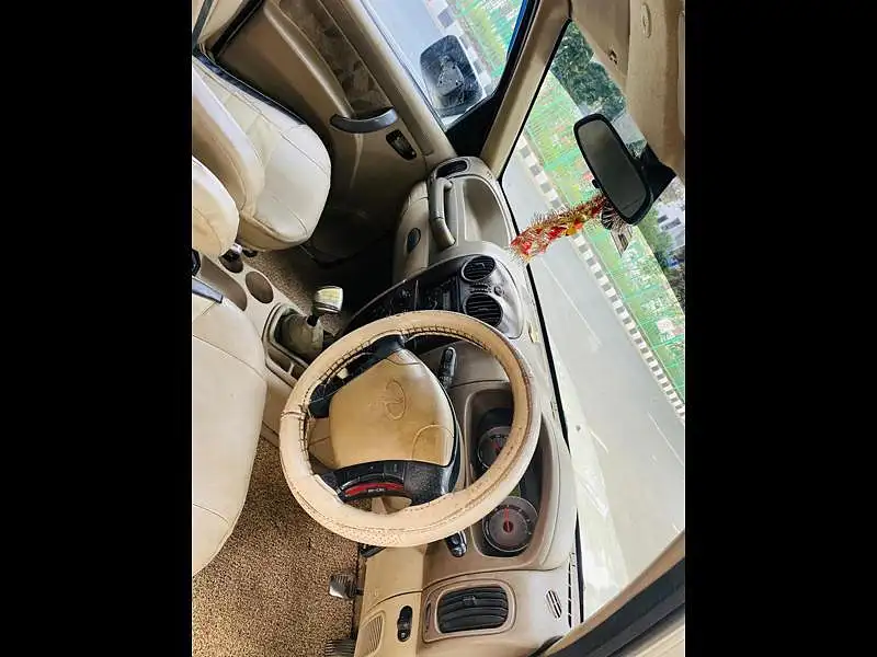 Second Hand Mahindra Scorpio [2009-2014] VLX 4WD Airbag AT BS-IV in Lucknow