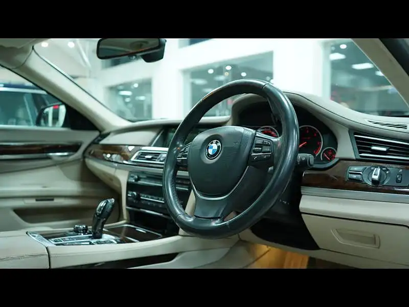 Second Hand BMW 7 Series [Import Pre-2007] 730d Sedan in Chennai