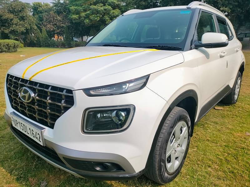 Used 2021 Hyundai Venue [2019-2022] S Plus 1.2 Petrol for sale at Rs. 8,87,000 in Noi