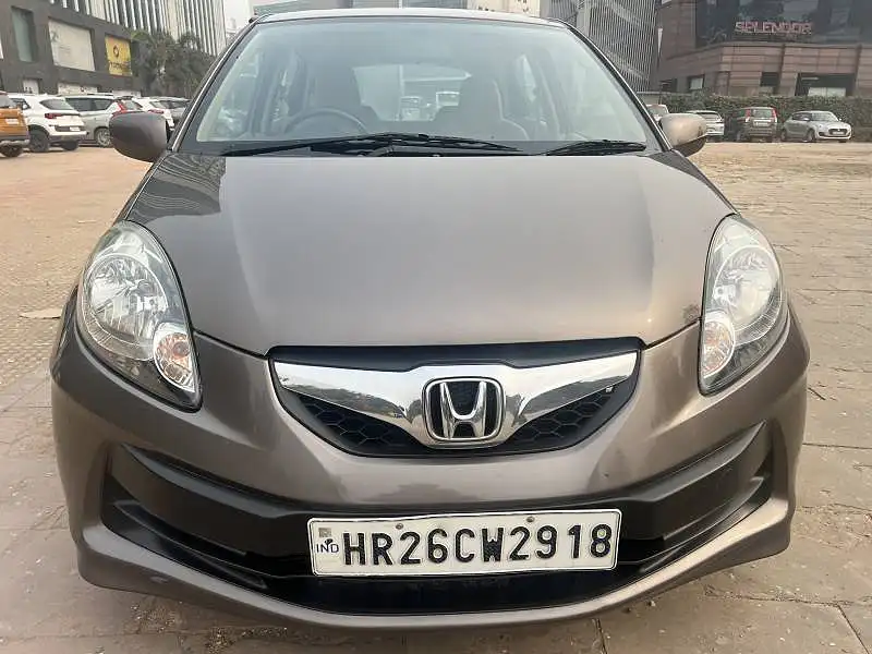 Used 2016 Honda Brio [2013-2016] E MT for sale at Rs. 3,79,000 in Delhi