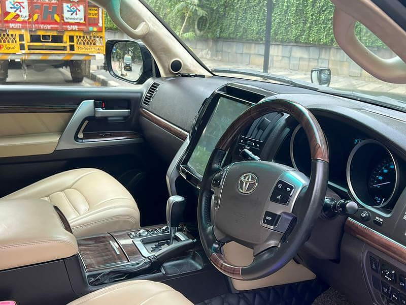Used Toyota Land Cruiser [2009-2011] LC200 VX Premium 2 in Mumbai
