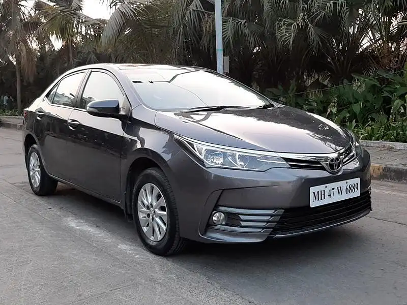 Second Hand Toyota Corolla Altis G Petrol in Mumbai
