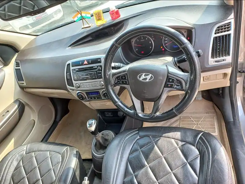 Second Hand Hyundai i20 [2012-2014] Sportz 1.4 CRDI in Lucknow
