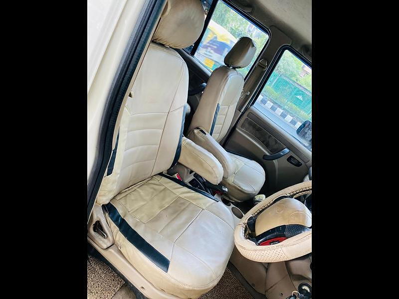 Second Hand Mahindra Scorpio [2009-2014] VLX 4WD Airbag AT BS-IV in Lucknow
