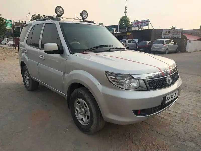 Second Hand Tata Safari Storme [2012-2015] 2.2 LX 4x2 in Lucknow