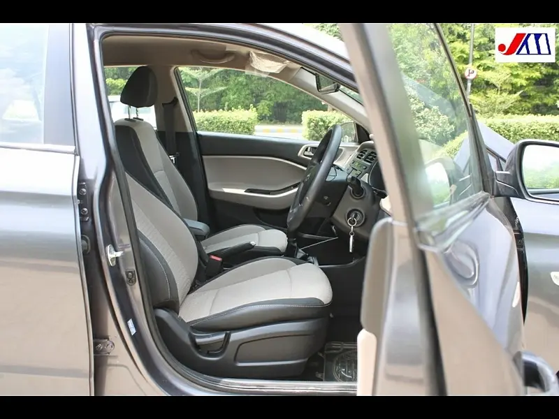 Second Hand Hyundai Elite i20 [2017-2018] Magna Executive 1.2 in Ahmedabad