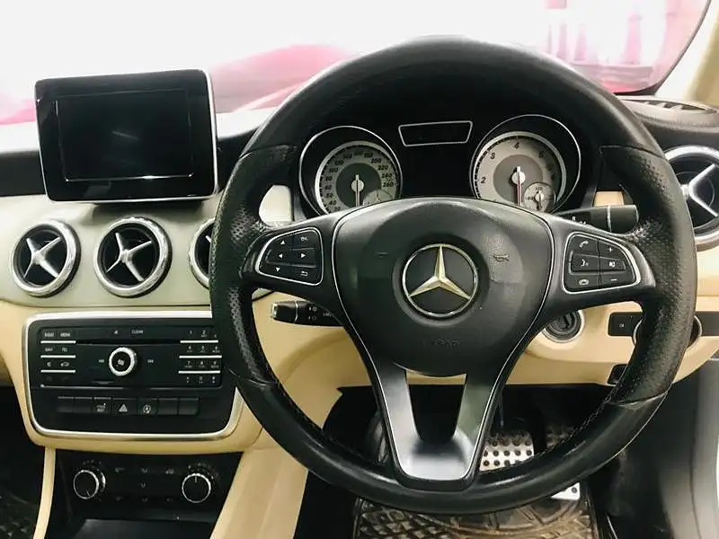 Second Hand Mercedes-Benz GLA [2017-2020] 200 d Sport in Bangalore