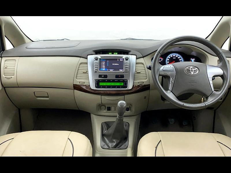 Second Hand Toyota Innova [2013-2014] 2.5 VX 8 STR BS-IV in Delhi