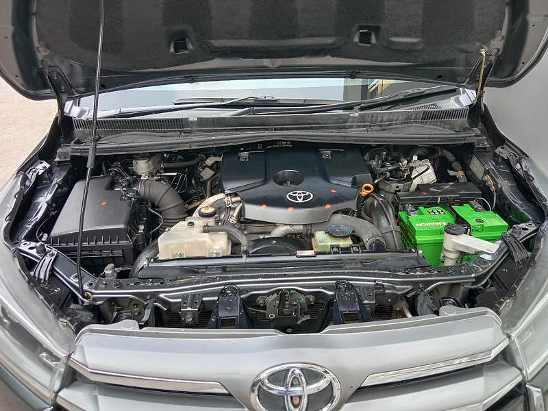 Toyota Innova Crysta [2016-2020] 2.4 ZX 7 STR [2016-2020]
