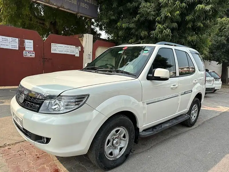 Second Hand Tata Safari Storme 2019 2.2 EX 4X2 in Lucknow