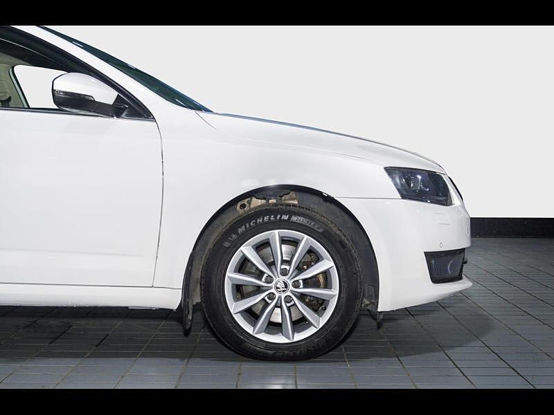 Second Hand Skoda Octavia [2017-2021] 1.8 TSI Style Plus AT [2017] in Pune