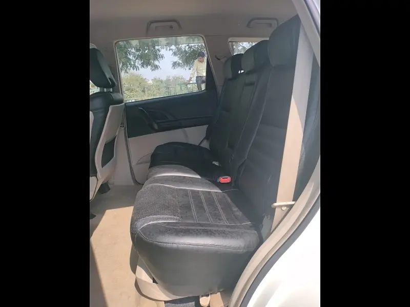Second Hand Mahindra XUV500 [2015-2018] W4 in Delhi