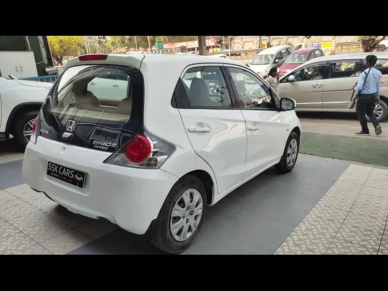 Second Hand Honda Brio [2011-2013] S MT in Lucknow