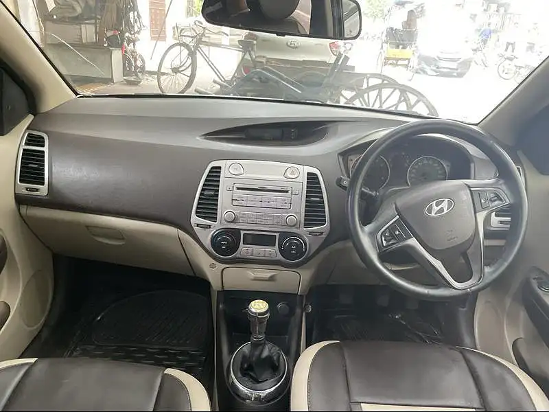 Second Hand Hyundai i20 [2008-2010] Sportz 1.2 (O) in Delhi