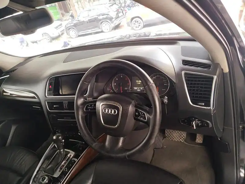 Second Hand Audi Q5 [2009-2012] 2.0 TDI quattro in Chennai