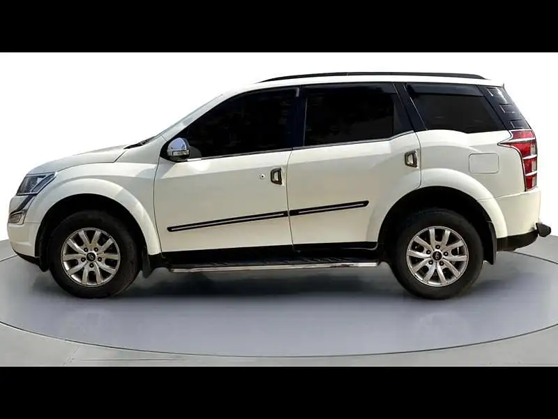 Second Hand Mahindra XUV500 [2015-2018] W10 AWD AT in Kolkata