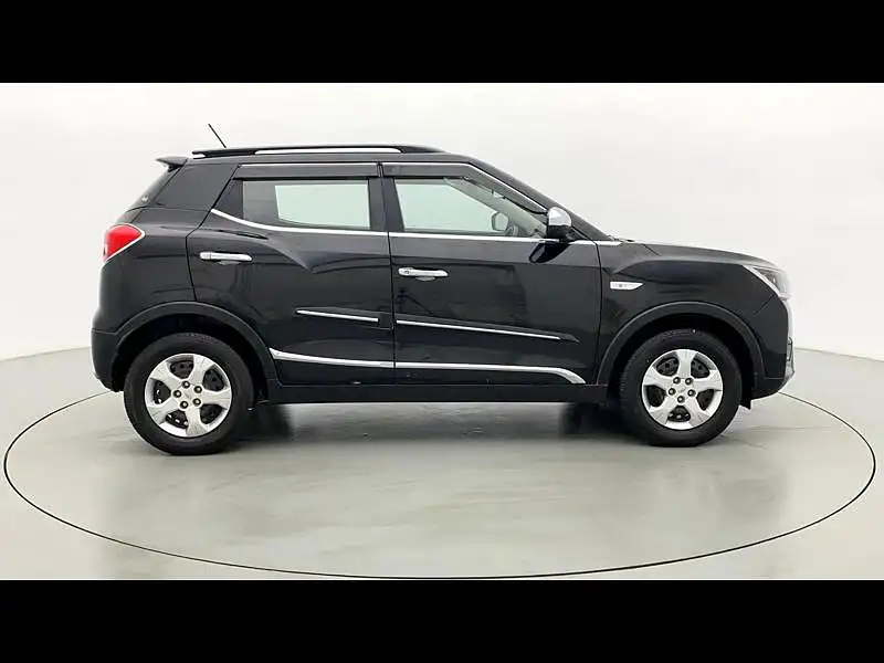 Second Hand Mahindra XUV500 [2015-2018] W6 in Delhi