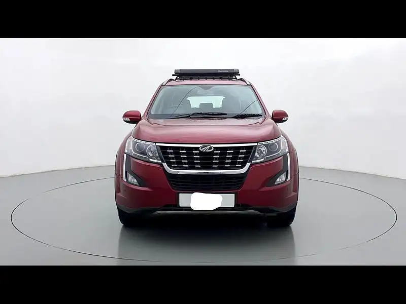 Second Hand Mahindra XUV500 W11 AT in Lucknow