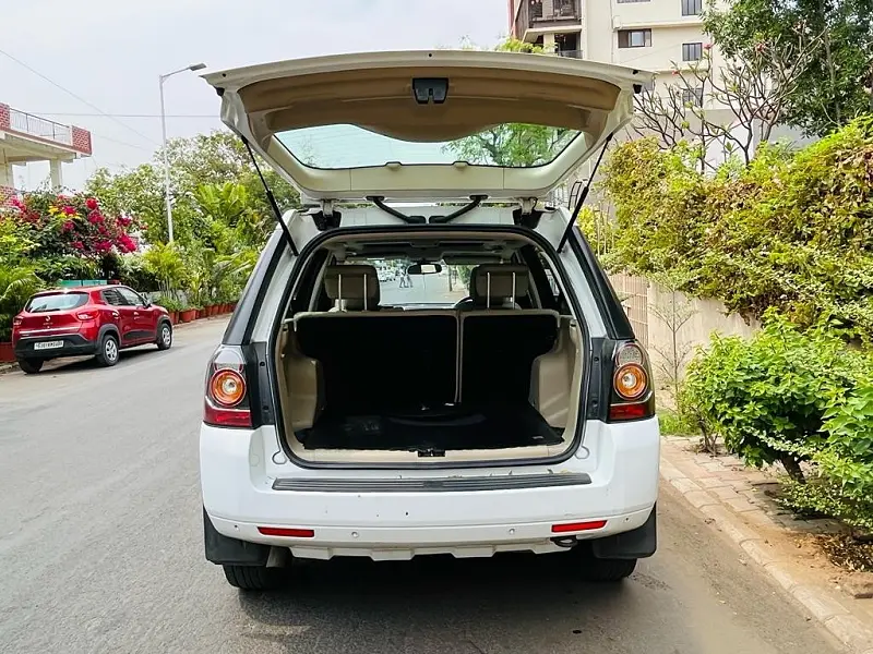 Second Hand Land Rover Freelander 2 SE in Ahmedabad