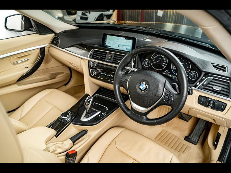 Second Hand BMW 3 Series GT 320d Luxury Line in Delhi