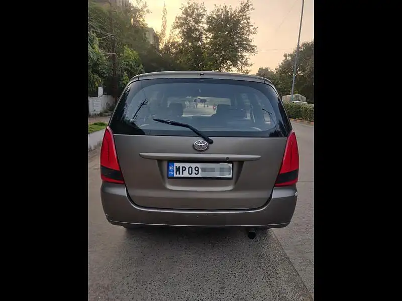 Second Hand Toyota Innova [2005-2009] 2.5 EV MS 8 STR in Indore