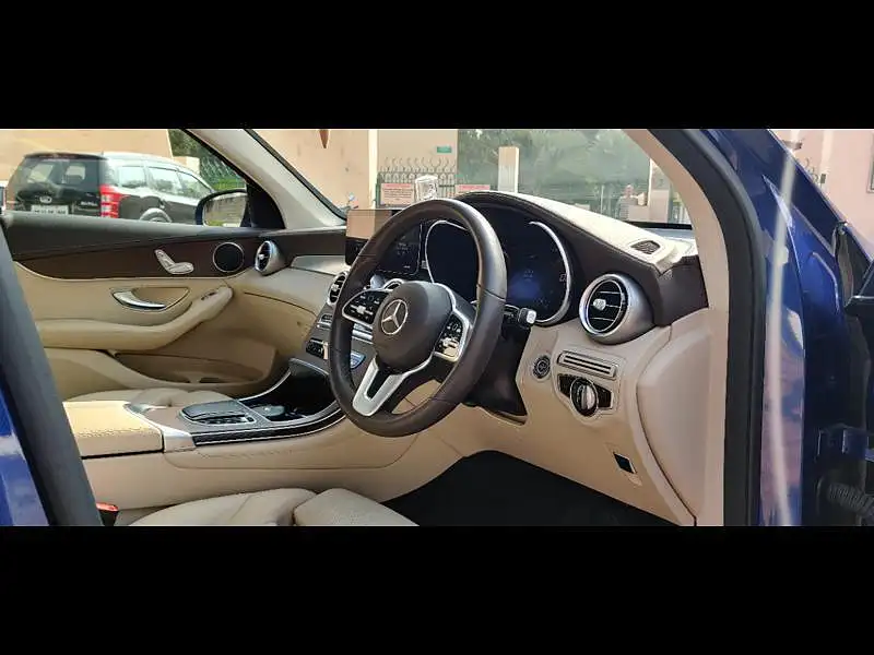 Second Hand Mercedes-Benz GLC 220d 4MATIC Progressive in Lucknow