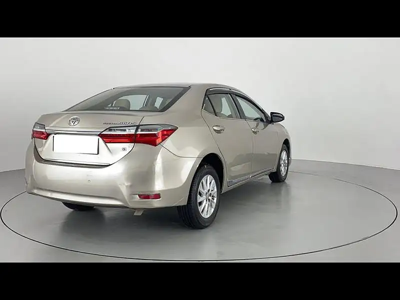 Second Hand Toyota Corolla Altis G CVT Petrol in Delhi