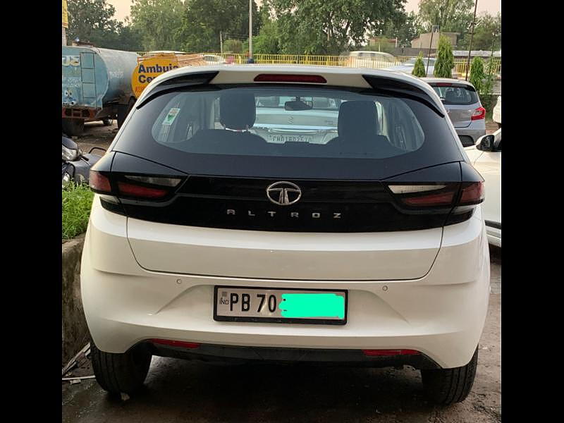Second Hand Tata Altroz XE Petrol in Mohali