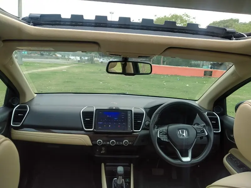 Second Hand Honda City V Petrol in Lucknow