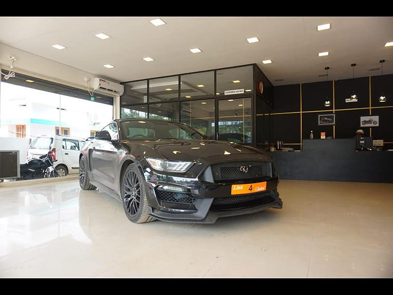 Used 17 Ford Mustang Gt Fastback 5 0l V8 For Sale At Rs 80 00 000 In Delhi Cartrade